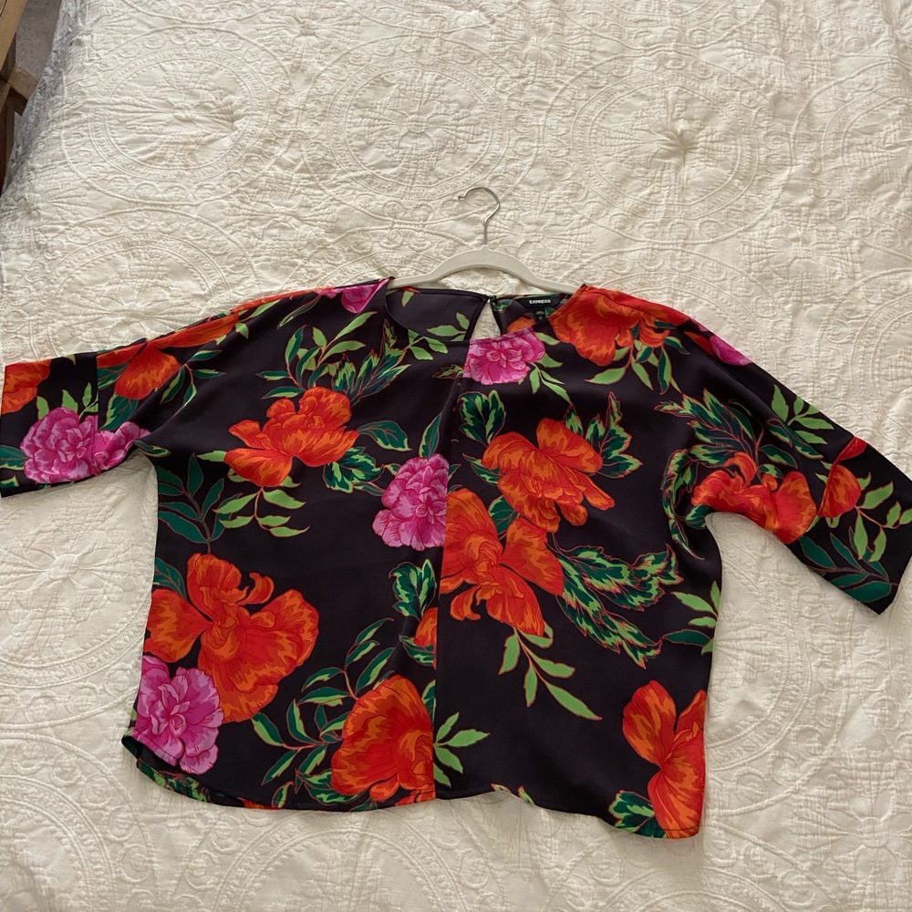 Express Floral Blouse
